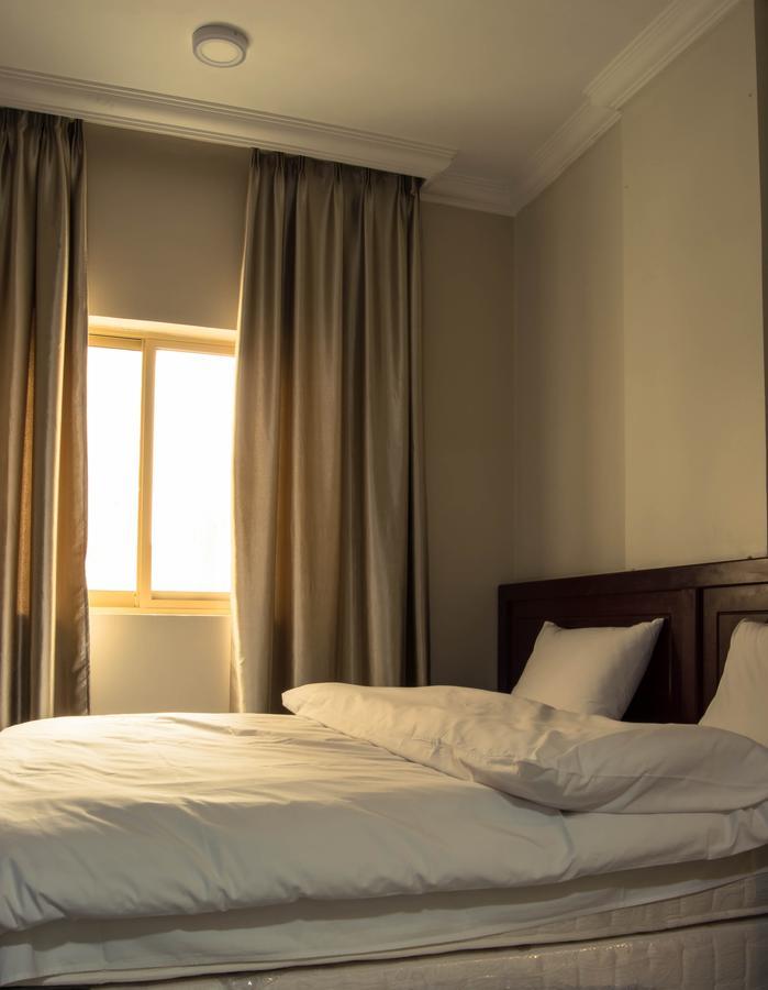Wardah Hotel Apartments Sharjah Exterior photo