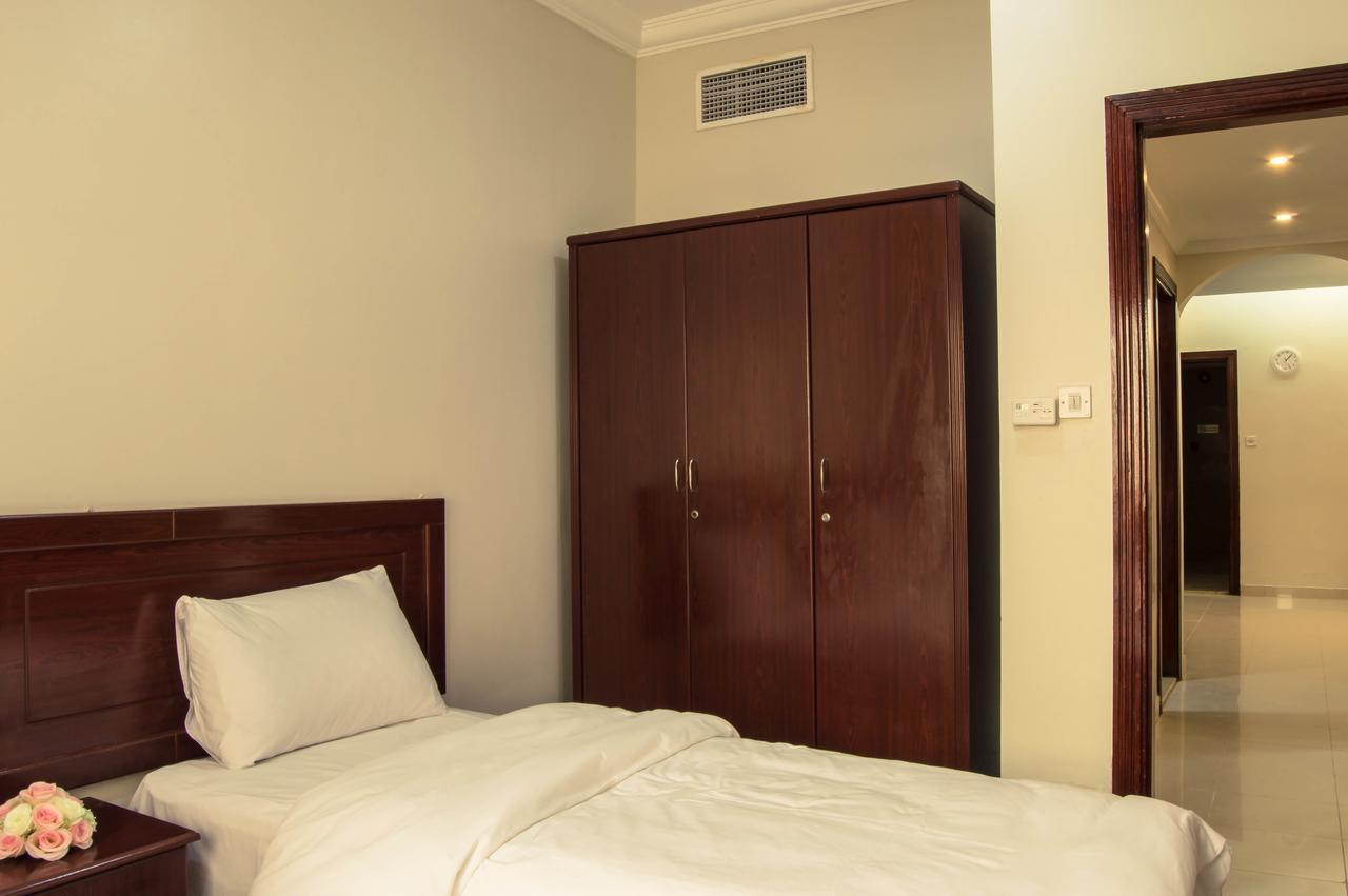 Wardah Hotel Apartments Sharjah Exterior photo
